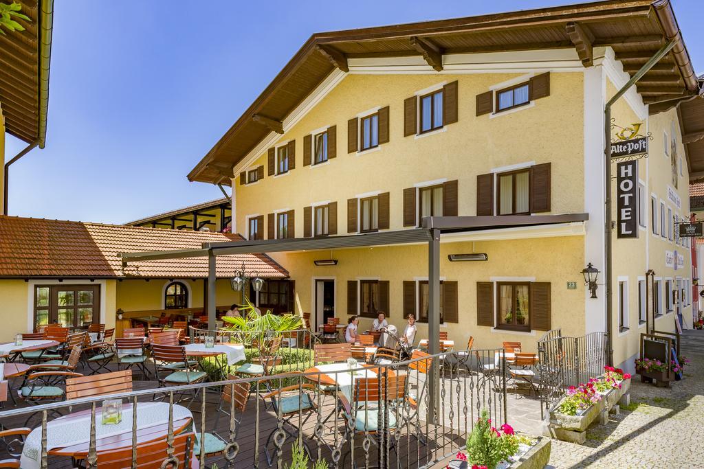 Graefliches Hotel Alte Post Bad Birnbach Bagian luar foto