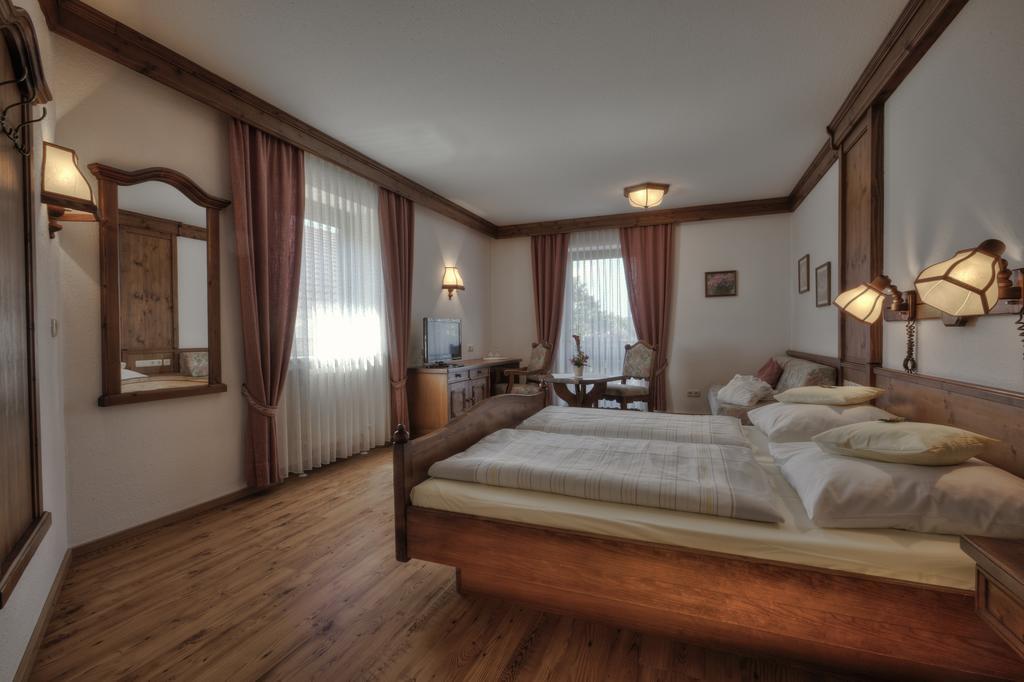 Graefliches Hotel Alte Post Bad Birnbach Bagian luar foto